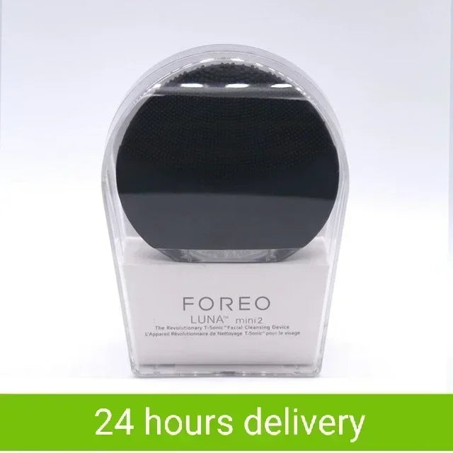 Foreo Luna mini2 
Silicone facial cleansing brush